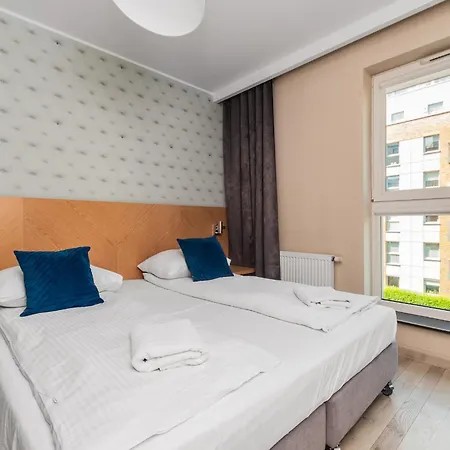 Amber Port 12a By Grand *